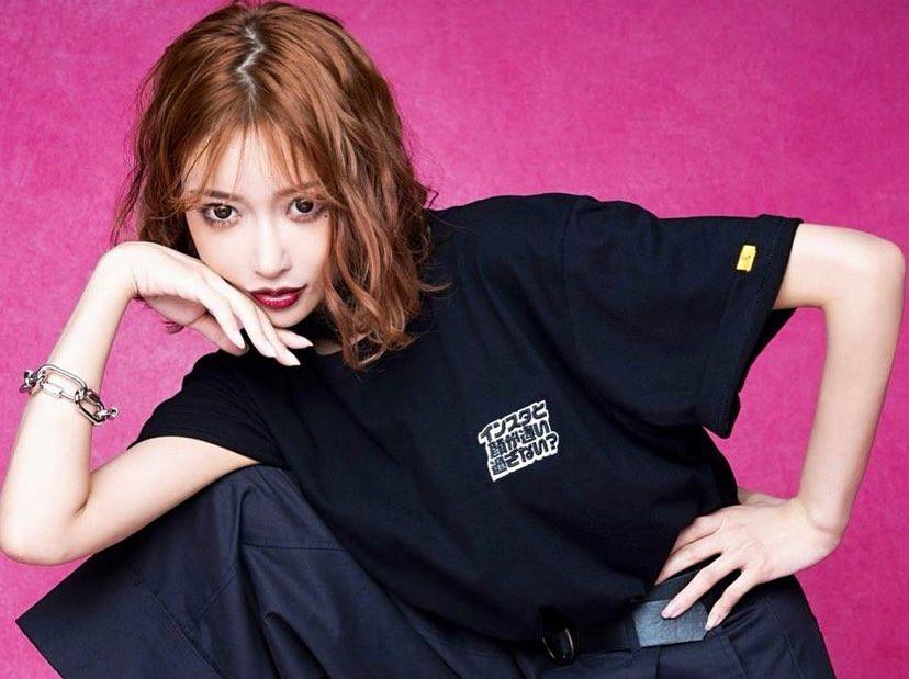 234894327 421043602622109 2567786063589899599 N