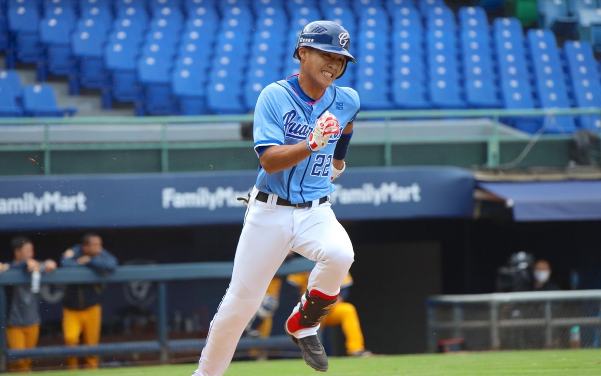 91510751 1800745600060611 1000546561844838400 O