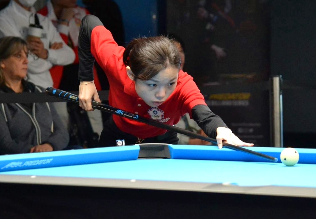 Line Album 2022124 221204 1 C