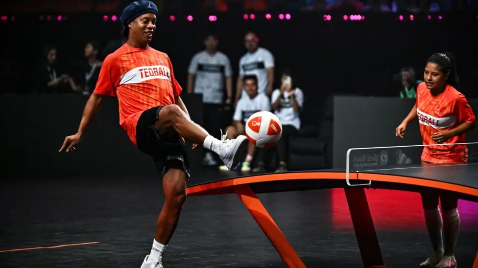 Ronaldinho Teqball 500kb