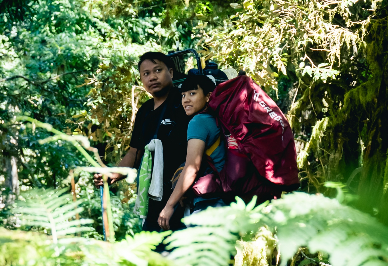 《群山之島與不去會死的他們》主角馬詠恩(左).巫瑪芙(右) 請註明：公視提供／攝影katie Chen