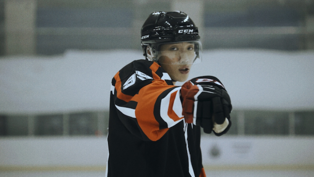 圖4 Ozi 專輯《pedestal》首播主打單曲〈slide〉mv 釋出