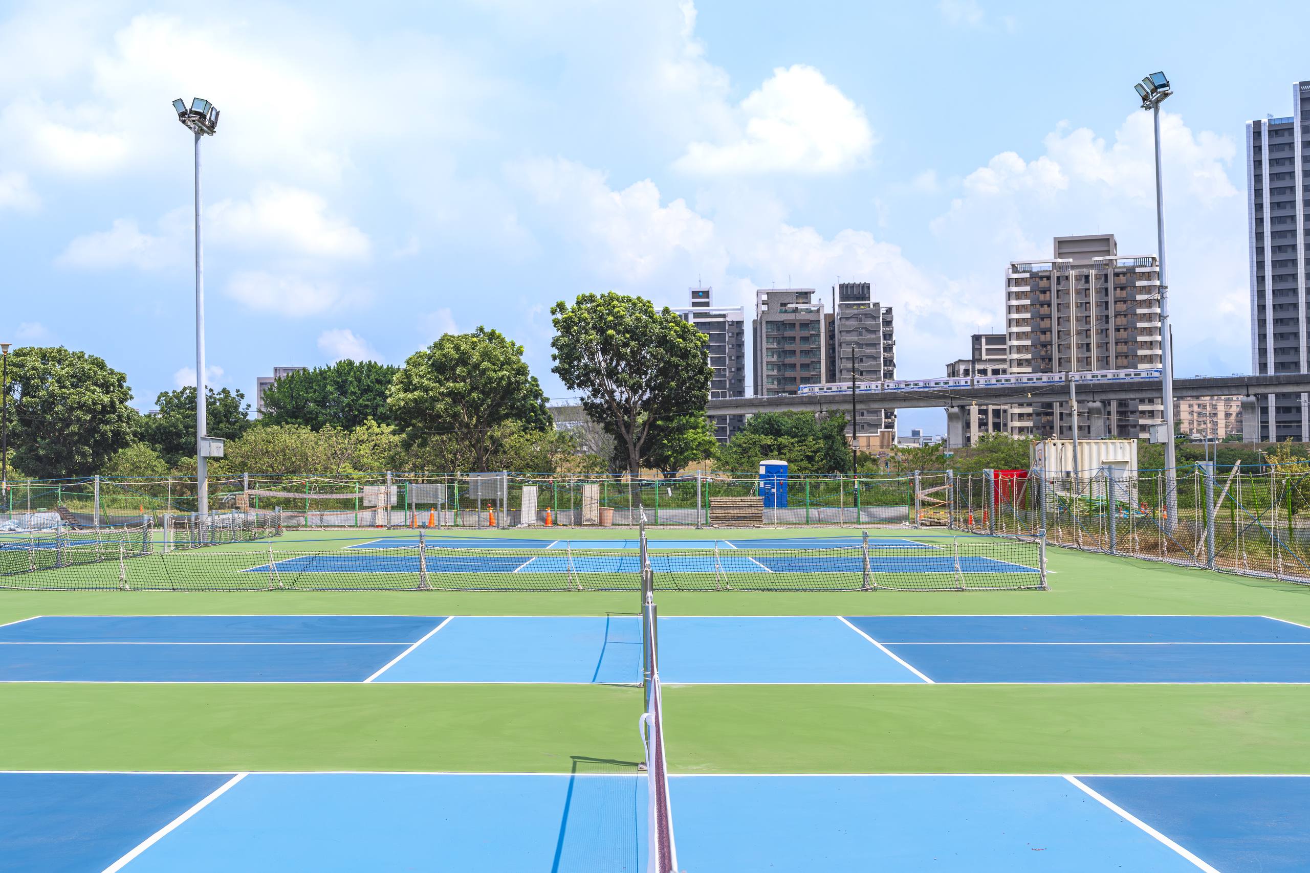 新北大都會公園匹克球場 500kb